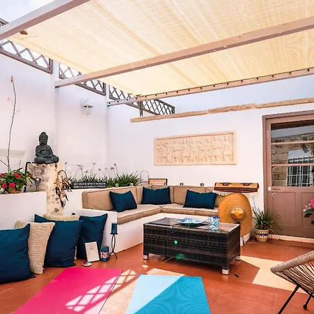 Rest, Restore, Explore. An Exclusive In Malta Gæstehus